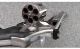 Smith & Wesson ~ 629-4 ~ .44 Magnum - 3 of 4