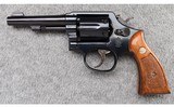 Smith & Wesson ~ Model 10-7 ~ .38 Special - 2 of 2