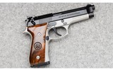 Beretta ~ Model 92 FS ~ 9 MM - 1 of 2