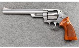 Smith & Wesson ~ Model 629-1 ~ .44 Magnum - 2 of 4