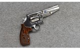 Smith & Wesson ~ Model 627-6 Performance Center ~ .357 Magnum - 1 of 2