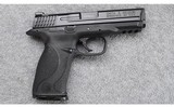 Smith & Wesson ~ Model M&P 40 ~ .40 S&W - 1 of 2
