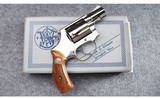 Smith & Wesson ~ Model 37 Chiefs Special Airweight ~ .38 Special - 3 of 6