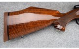 Weatherby (California) ~ Mark V ~ .300 Wby. Mag. - 2 of 12