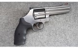 Smith & Wesson ~ Model 686-6 ~ .357 Magnum - 1 of 3