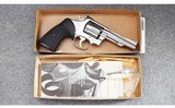 Smith & Wesson ~ Model 67-1 Combat Masterpiece ~ .38 S&W Spl. - 2 of 5