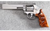 Smith & Wesson ~ Model 617 ~ .22 LR - 2 of 3