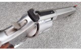Smith & Wesson ~ Model 686-6 ~ .357 Magnum - 3 of 3