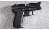 Heckler & Koch ~ Model P2000 ~ .40 S&W - 2 of 4