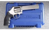 Smith & Wesson ~ Model 686-6 ~ .357 Magnum - 1 of 4