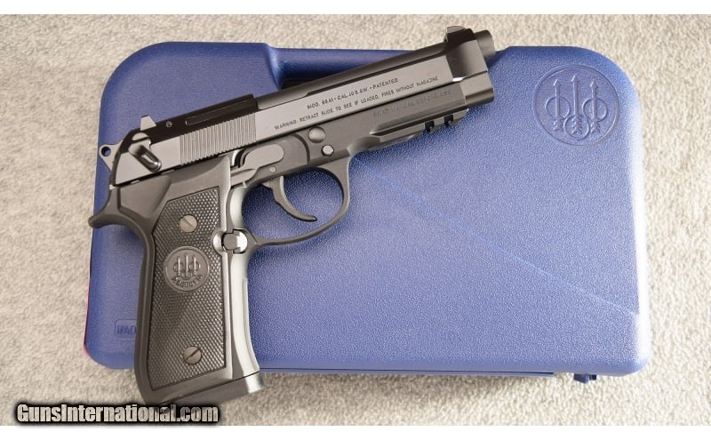 Beretta ~ Model M-96A1 ~ .40 S&W