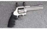 Smith & Wesson ~ Model 629-6 ~ .44 Magnum - 1 of 3