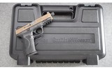 Smith & Wesson ~ Model M&P 9 M2.0 ~ 9 MM - 1 of 4