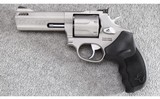 Taurus ~ Model 627 SS Tracker ~ .357 Magnum - 3 of 4