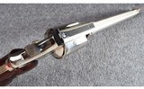 Smith & Wesson ~ Model 29-2 ~ .44 Magnum - 3 of 4