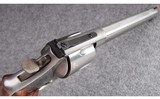Smith & Wesson ~ Model 629-5 Classic DX ~ .44 Magnum - 5 of 6