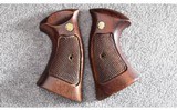 Smith & Wesson ~ Model 19-3 ~ .357 Magnum - 5 of 5