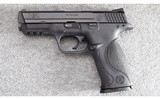 Smith & Wesson ~ M&P 40 ~ .40 S&W - 3 of 5
