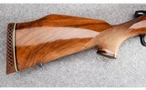 Weatherby (Japan) ~ Vanguard VGX Deluxe ~ .243 Win. - 2 of 12