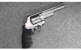 Smith & Wesson ~ Model 629-6 ~ .44 Magnum - 1 of 3