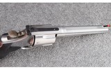 Smith & Wesson ~ Model 629-6 ~ .44 Magnum - 3 of 3