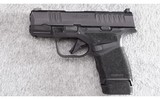 Springfield Armory ~ Hellcat ~ 9x19mm - 3 of 4