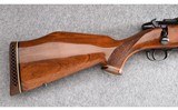 Weatherby ~ Mark V ~ .240 Whby Mag - 2 of 12
