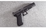 Glock ~ Model 40 MOS ~ 10mm Auto - 1 of 3