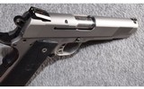 Smith & Wesson ~ SW1911 ~ .45 Auto - 3 of 4