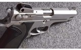 Smith & Wesson ~ Model 5906 ~ 9mm Luger - 3 of 4