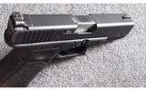 Glock (Austria) ~ Model 19 ~ 9mm Luger - 3 of 5