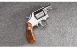 Smith & Wesson
64 2
.38 S&W Special