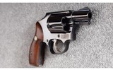 Smith & Wesson ~ Model 40 ~ .38 S&W Special - 4 of 5