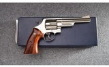 Smith & Wesson ~ 29-2 ~ .44 Magnum - 5 of 5