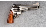 Smith & Wesson ~ 29-2 ~ .44 Magnum - 4 of 5