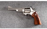 Smith & Wesson ~ 29-2 ~ .44 Magnum - 2 of 5