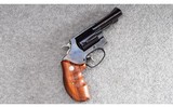 Smith & Wesson ~ 36-3 LadySmith ~ .38 S&W Special