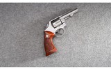 Smith & Wesson ~ 64-5 ~ .38 S&W Special
