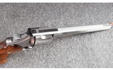 Smith & Wesson ~ 629-1 ~ .44 Magnum - 3 of 5