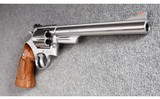 Smith & Wesson ~ 629-1 ~ .44 Magnum - 4 of 5