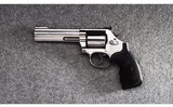 Smith & Wesson ~ 686-6 ~ .357 Magnum - 2 of 5