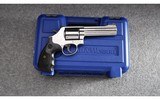 Smith & Wesson ~ 686-6 ~ .357 Magnum - 5 of 5