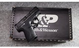Smith & Wesson ~ M&P40 Shield ~ .40 S&W - 4 of 4