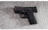 Smith & Wesson ~ M&P40 Shield ~ .40 S&W - 2 of 4
