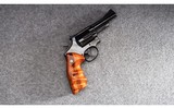 Smith & Wesson ~ 19-5 ~ .357 Magnum