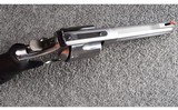 Smith & Wesson ~ 629-6 Classic ~ .44 Remington Magnum - 3 of 5