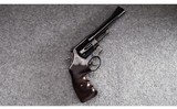 Smith & Wesson ~ 29-2 ~ .44 Magnum - 1 of 8