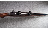 Weatherby ~ Mark V (Left Hand) ~ .300 Weatherby Magnum - 8 of 13