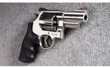 Smith & Wesson ~ 629-6 ~ .44 Magnum - 4 of 4