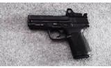 Smith & Wesson ~ M&P9 M2.0 ~ 9mm Luger - 2 of 4